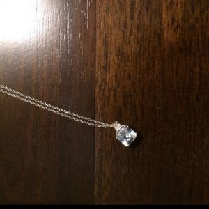10k White Gold /Size 18"